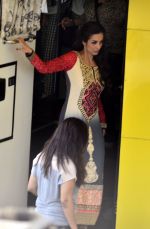 Malaika Arora Khan snapped on the sets of AD shoot in Mumbai on 28th May 2014